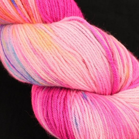 Hedgehog Fibres Sporty Merino Yarn 17.5 Micron Wool Hand-Dyed Pink Blue - Picture 2 of 3